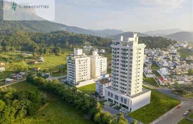 Imagem: O apartamento possui 3 Dormitórios, 2 Banheiros, 2 Vagas na