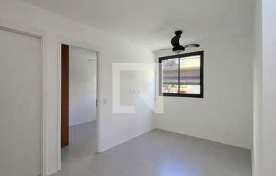 Imagem: O apartamento possui 2 Dormitórios, 1 Banheiro e 34m² de Área