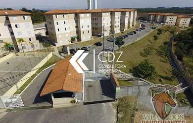 Imagem: O apartamento possui 2 Dormitórios, 1 Banheiro, 1 Vaga na garagem