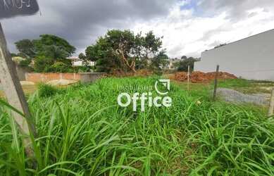 Imagem: O terreno possui 495m² de Área e está localizado em Jardim