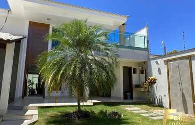 Imagem: A casa possui 4 Dormitórios, 4 Banheiros, 3 Vagas na garagem