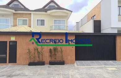 Imagem: A casa em condomínio possui 4 Dormitórios, 5 Banheiros, 4