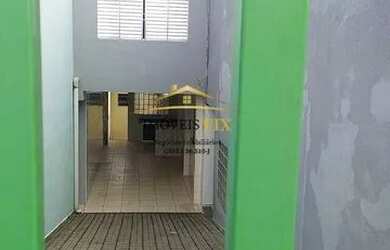 Imagem: A casa possui 5 Dormitórios, 5 Banheiros, 5 Vagas na garagem