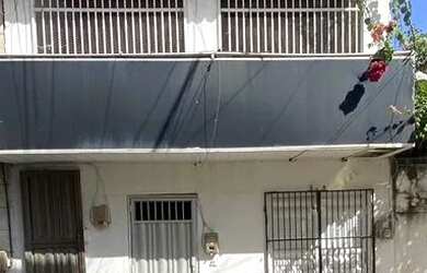 Imagem: A casa possui 5 Dormitórios, 4 Banheiros, 1 Vaga na garagem