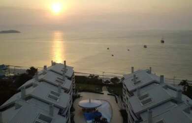 Imagem: O apartamento possui 3 Dormitórios, 5 Banheiros, 2 Vagas na