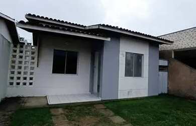 Imagem: A casa em condomínio possui 2 Dormitórios, 1 Banheiro, 2 Vagas