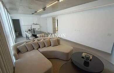 Imagem: O apartamento possui 4 Dormitórios, 3 Banheiros, 3 Vagas na