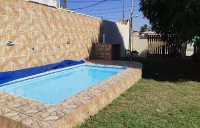 Imagem: Casa em araruama 2 quartos, piscian e RGI