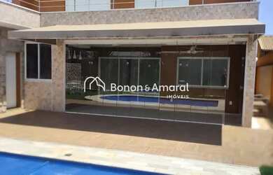 Imagem: A casa em condomínio possui 3 Dormitórios, 5 Banheiros, 4