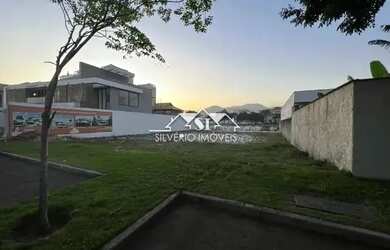 Imagem: O terreno possui 1.001m² de Área e está localizado em Barra