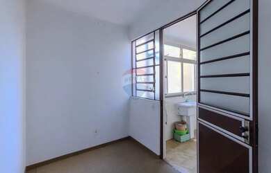Imagem 7: APARTAMENTO CENTRAL AMPLO À VENDA - 3 DORMITÓRIOS