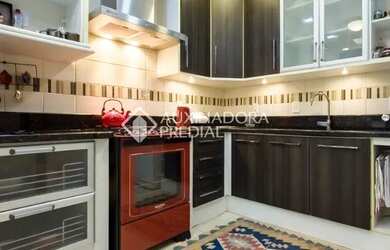 Imagem 8: Casa em Condomínio com 380m², 4 dormitórios no bairro Tristeza