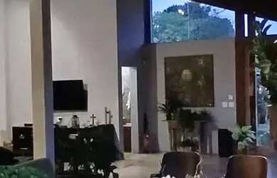 Imagem 3: Casa para venda possui com 4 quartos em Estância Alpina - Nova Lima -...