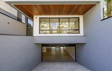 Imagem 4: Sobrado Luxuoso com 3 dormitórios à venda por R$ 2.999.999 - Santa Felicidade...