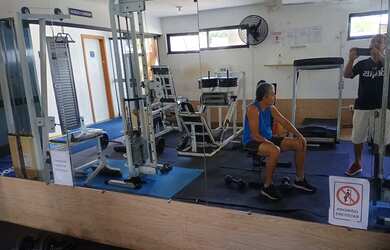 Imagem 10: Quarto e sala - Candeal. Piscina, Ar-condicionado, 43m² de Áreae1 Vaga...