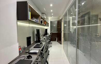 Imagem 10: SALA COMERCIAL DE ALTO PADRÃO PORTEIRA FECHADA - PRÓXIMO AO SALVADOR SHOPPING