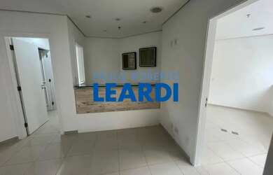 Imagem: O depósito possui 100m² de Área e está localizado em Bela