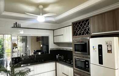 Imagem 6: CASA Mobiliada - À Venda em TIJUCAS - SC