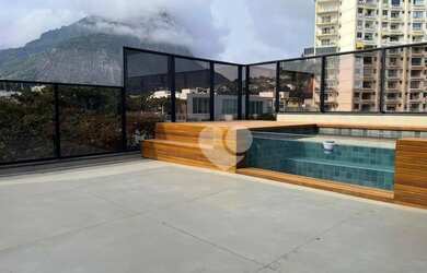 Imagem: O apartamento na cobertura possui 4 Dormitórios, 5 Banheiros