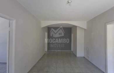 Imagem: A casa possui 2 Dormitórios, 1 Banheiro, 1 Vaga na garagem