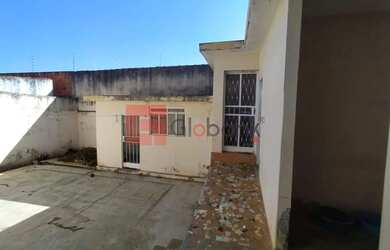 Imagem 11: Casa em Montes Claros, no bairro Cândida Câmara, à venda