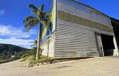 Imagem: O depósito possui 2.000m² de Área e está localizado em