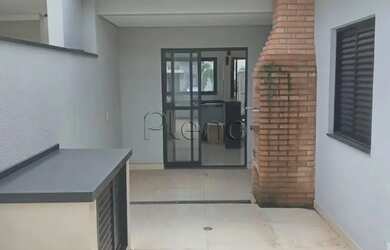 Imagem: A casa em condomínio possui 3 Dormitórios, 2 Banheiros, 1