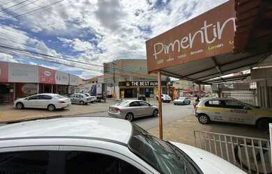 Imagem: A casa possui 2 Dormitórios, 1 Banheiro, 3 Vagas na garagem