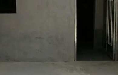 Imagem: A casa possui 1 Dormitório, 1 Banheiro e 1 Vaga na garagem