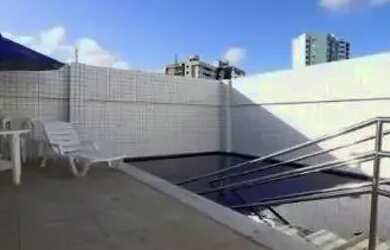 Imagem: O apartamento possui 1 Dormitório, 1 Banheiro, 2 Vagas na garagem