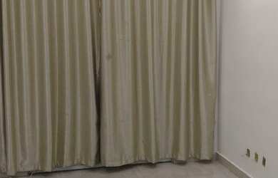 Imagem: O apartamento possui 3 Dormitórios, 1 Banheiro, 1 Vaga na garagem