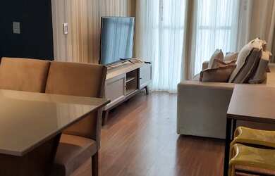 Imagem: O apartamento possui 2 Dormitórios, 1 Banheiro, 1 Vaga na garagem