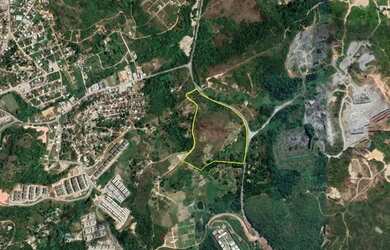 Imagem: O terreno possui 100.000m² de Área e está localizado em