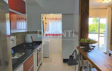 Imagem: O apartamento possui 2 Dormitórios, 2 Banheiros, 1 Vaga na