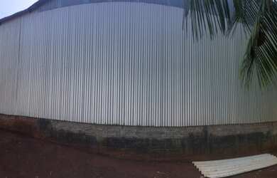 Imagem 3: Barracão. 396m² de Áreae5 Vagas na garagem