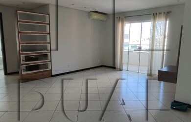 Imagem: O apartamento possui 3 Dormitórios, 1 Banheiro, 1 Vaga na garagem