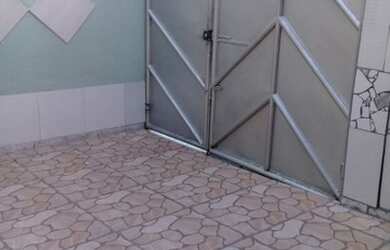 Imagem: A casa em condomínio possui 1 Dormitório, 1 Banheiro e está