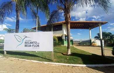 Imagem: O terreno possui 1000m² de Área e está localizado em Centro