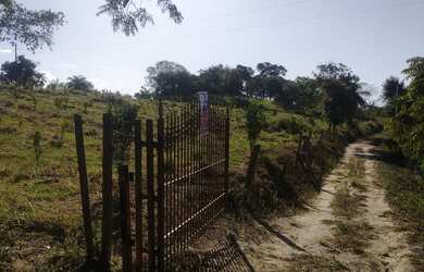 Imagem: A chácara possui 100000m² de Área e está localizado em Centro