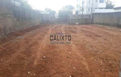 Imagem: O terreno possui 360m² de Área e está localizado em Centro