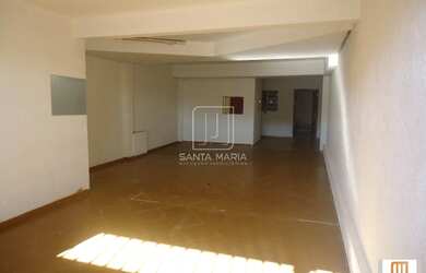 Imagem: O depósito possui 4 Vagas na garagem e 550m² de Área e está