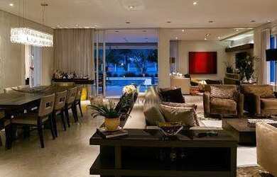 Imagem: A casa possui 4 Dormitórios, 5 Banheiros, 5 Vagas na garagem