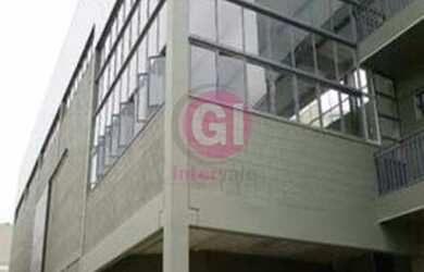 Imagem: O depósito possui 5 Vagas na garagem, 1.000m² de Área e