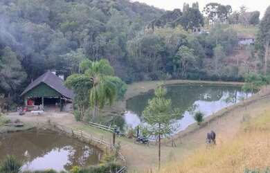 Imagem: A chácara possui 50.000m² de Área e está localizado em