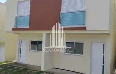 Imagem: A casa em condomínio possui 2 Dormitórios, 1 Banheiro, 2 Vagas