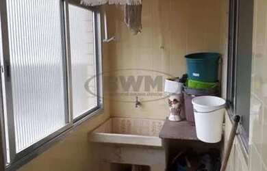 Imagem: O apartamento possui 2 Dormitórios, 1 Banheiro, 2 Vagas na