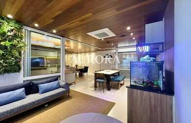 Imagem: O apartamento possui 4 Dormitórios, 5 Banheiros, 3 Vagas na