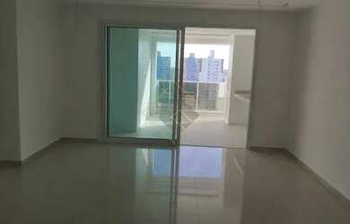 Imagem: O apartamento possui 3 Dormitórios, 1 Banheiro, 1 Vaga na garagem