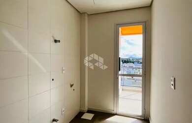 Imagem 10: Apartamento Novo de 2 Dormitórios com suíte e vaga de garagem à venda