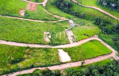 Imagem: O terreno possui 600m² de Área e está localizado em Centro